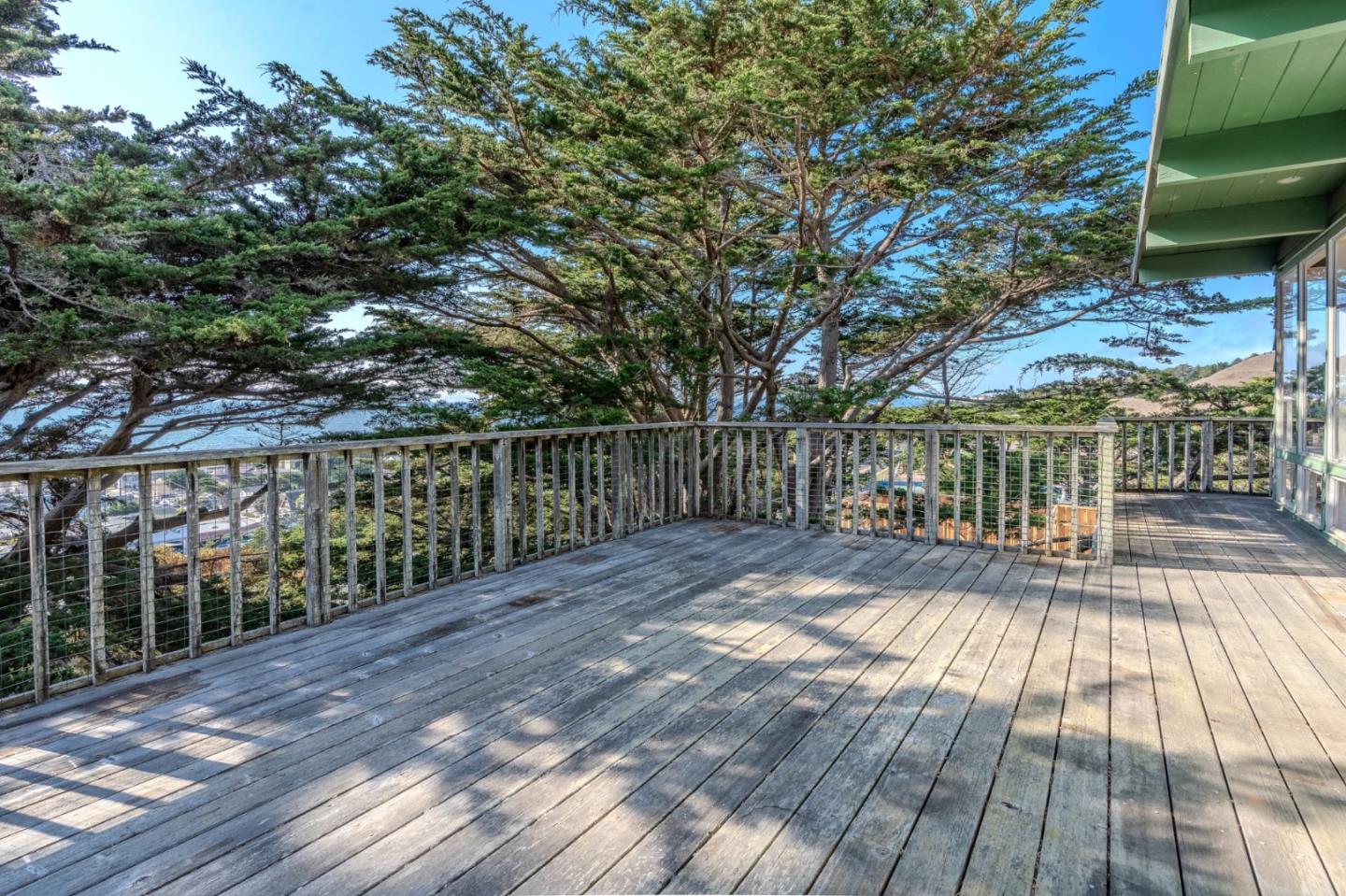 Detail Gallery Image 27 of 30 For 990 Mirador Ter, Pacifica,  CA 94044 - 2 Beds | 1/1 Baths
