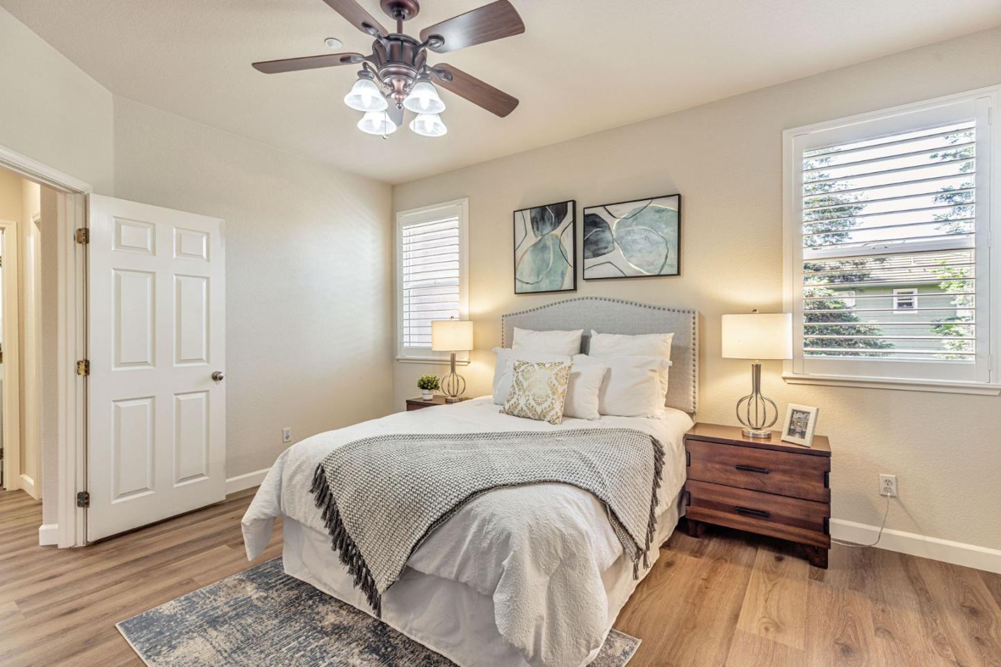 Detail Gallery Image 18 of 39 For 5889 Woodrose Way, Livermore,  CA 94551 - 4 Beds | 2/1 Baths