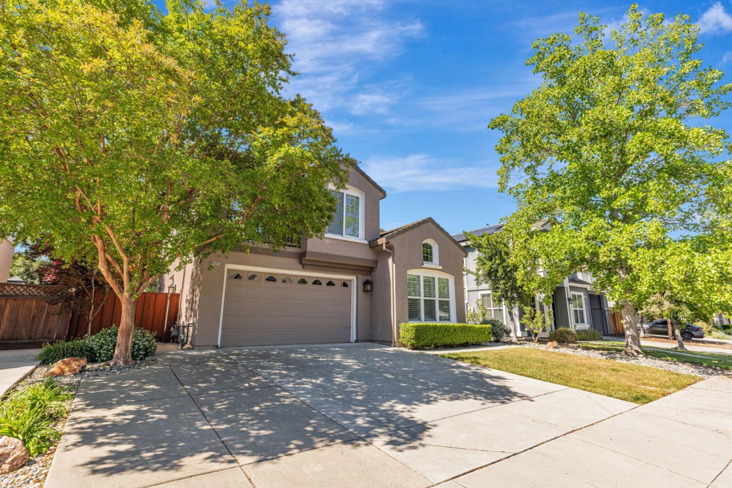 Detail Gallery Image 3 of 39 For 5889 Woodrose Way, Livermore,  CA 94551 - 4 Beds | 2/1 Baths