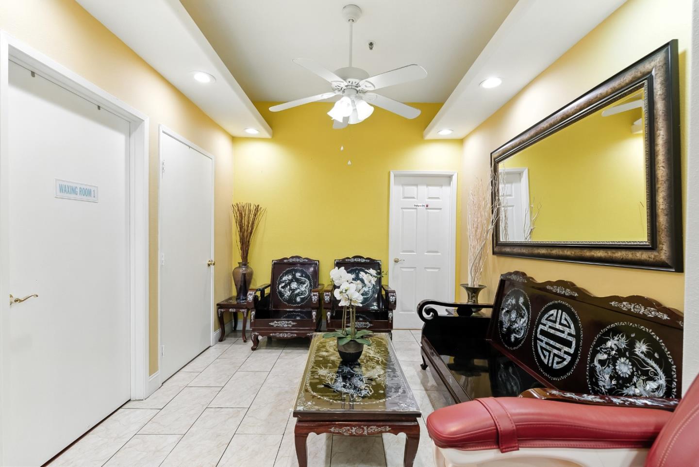 Detail Gallery Image 12 of 37 For 734 14th St #1,  San Francisco,  CA 94114 - – Beds | – Baths