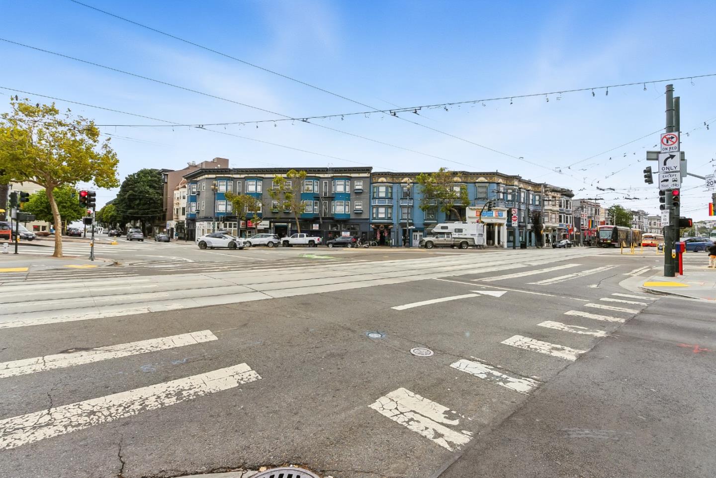 Detail Gallery Image 36 of 37 For 734 14th St #1,  San Francisco,  CA 94114 - – Beds | – Baths