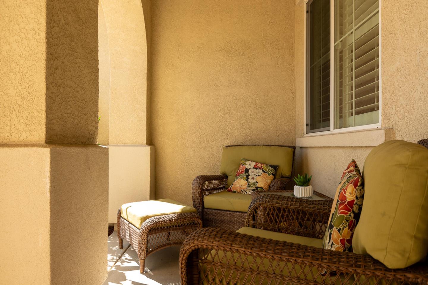 Detail Gallery Image 3 of 28 For 821 Koshare St, Gilroy,  CA 95020 - 4 Beds | 3 Baths