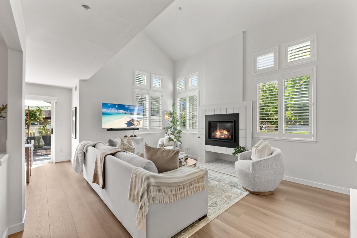 Detail Gallery Image 4 of 59 For 6978 Gregorich Dr #F,  San Jose,  CA 95138 - 3 Beds | 3 Baths
