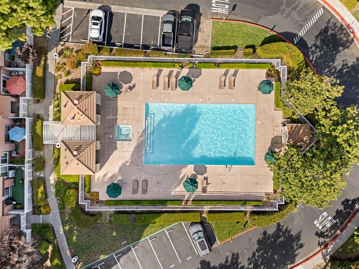 Detail Gallery Image 49 of 59 For 6978 Gregorich Dr #F,  San Jose,  CA 95138 - 3 Beds | 3 Baths