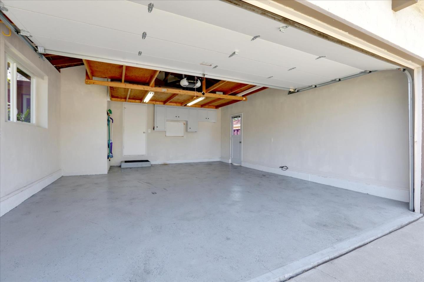 Detail Gallery Image 44 of 50 For 2720 Diericx Dr, Mountain View,  CA 94040 - 4 Beds | 2 Baths