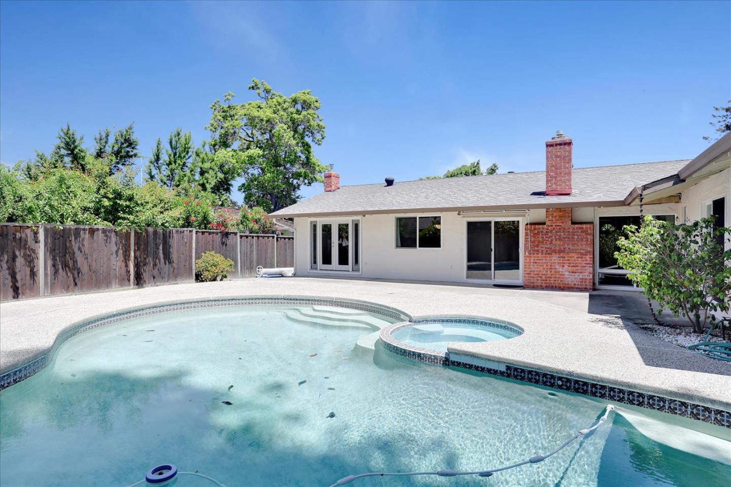 Detail Gallery Image 48 of 50 For 2720 Diericx Dr, Mountain View,  CA 94040 - 4 Beds | 2 Baths