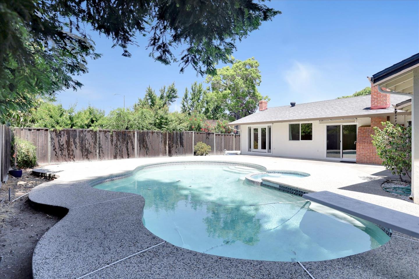 Detail Gallery Image 49 of 50 For 2720 Diericx Dr, Mountain View,  CA 94040 - 4 Beds | 2 Baths