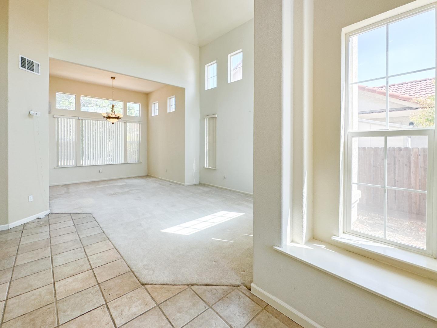 Detail Gallery Image 4 of 50 For 4305 Calsite Ct, Antioch,  CA 94509 - 4 Beds | 2/1 Baths