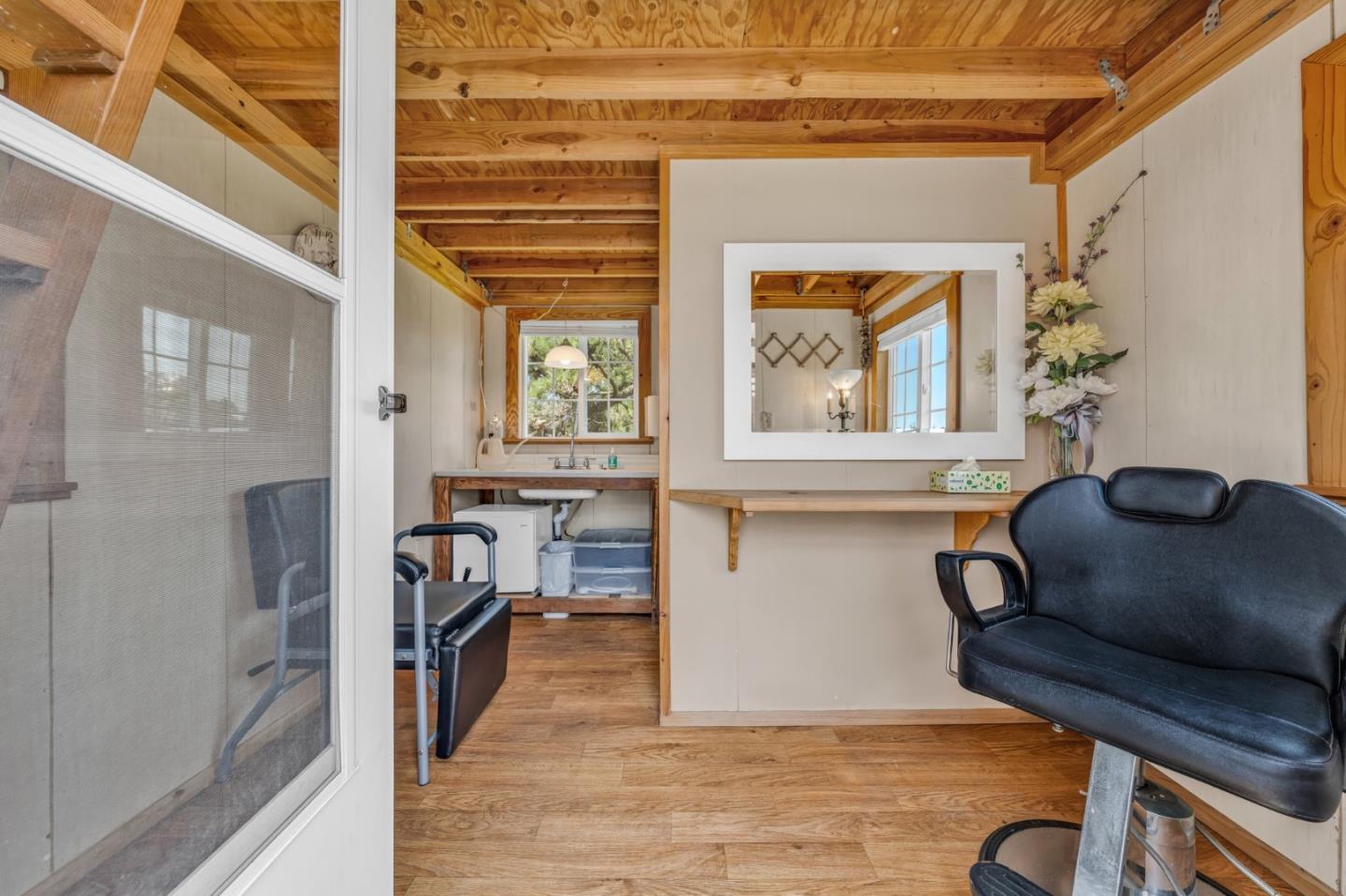 Detail Gallery Image 59 of 75 For 575 Dolores Ave, Half Moon Bay,  CA 94019 - 3 Beds | 3 Baths