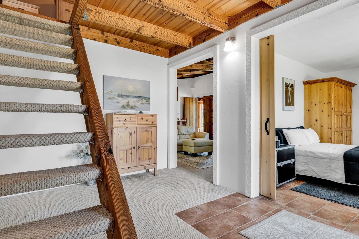 Detail Gallery Image 6 of 75 For 575 Dolores Ave, Half Moon Bay,  CA 94019 - 3 Beds | 3 Baths