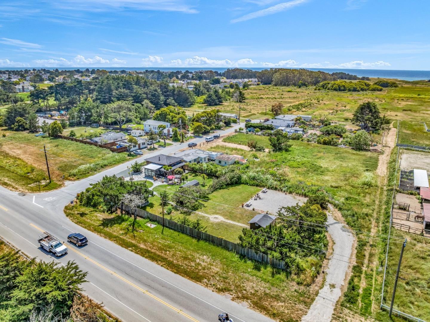 Detail Gallery Image 69 of 75 For 575 Dolores Ave, Half Moon Bay,  CA 94019 - 3 Beds | 3 Baths