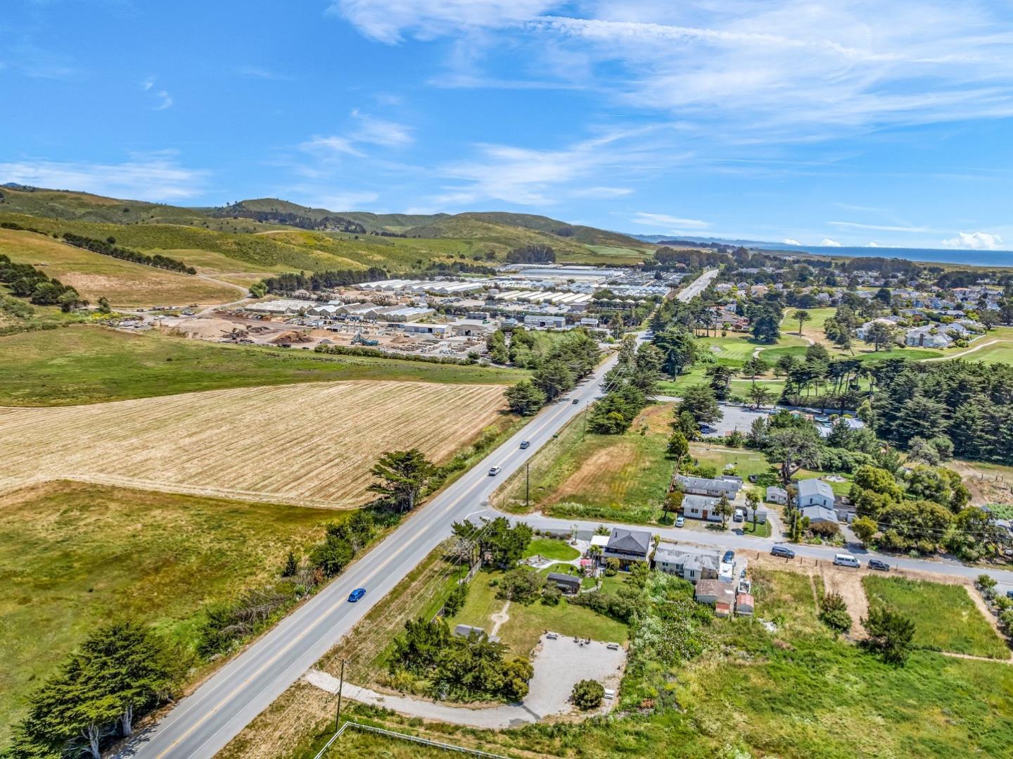 Detail Gallery Image 70 of 75 For 575 Dolores Ave, Half Moon Bay,  CA 94019 - 3 Beds | 3 Baths