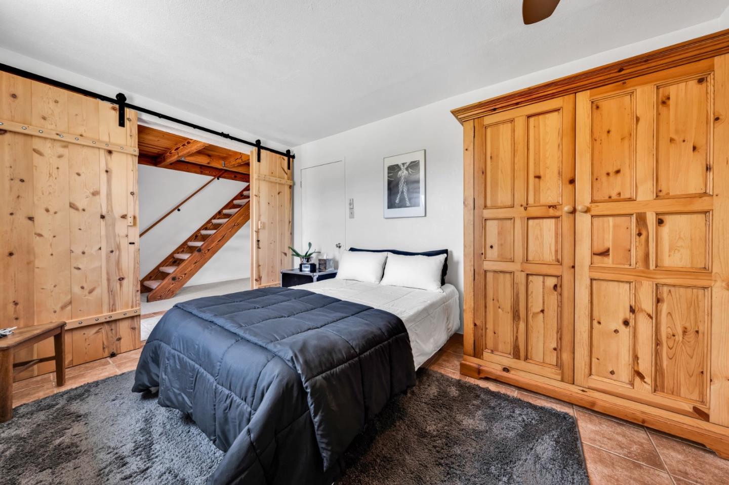 Detail Gallery Image 9 of 75 For 575 Dolores Ave, Half Moon Bay,  CA 94019 - 3 Beds | 3 Baths