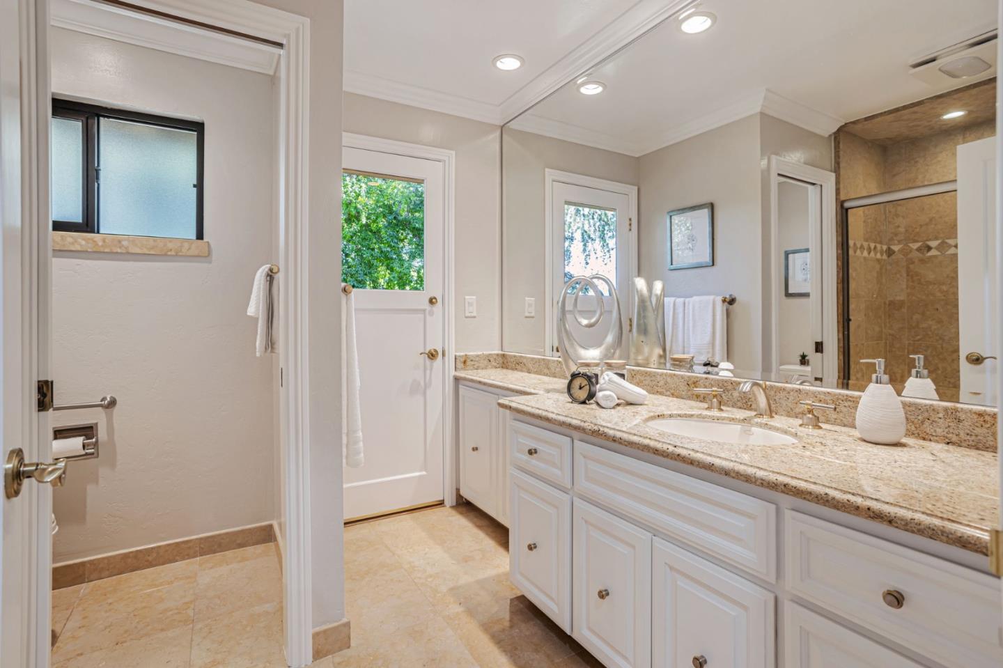 Detail Gallery Image 29 of 59 For 19680 Versailles Way, Saratoga,  CA 95070 - 4 Beds | 3/1 Baths