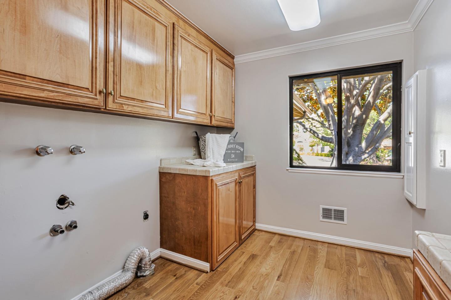 Detail Gallery Image 37 of 59 For 19680 Versailles Way, Saratoga,  CA 95070 - 4 Beds | 3/1 Baths
