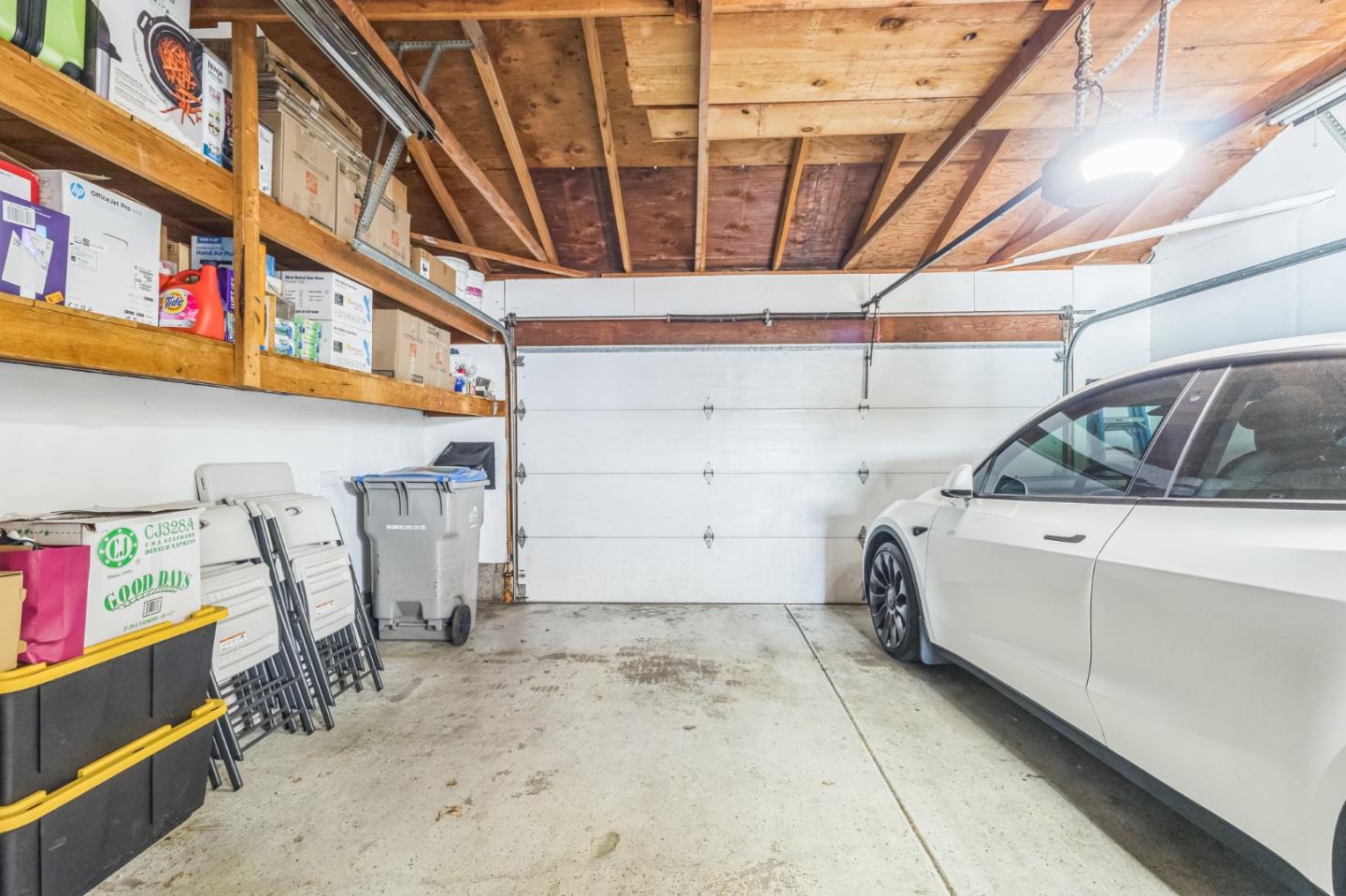 Detail Gallery Image 25 of 28 For 2021 Bridgecastle Ct, San Jose,  CA 95121 - 3 Beds | 2 Baths
