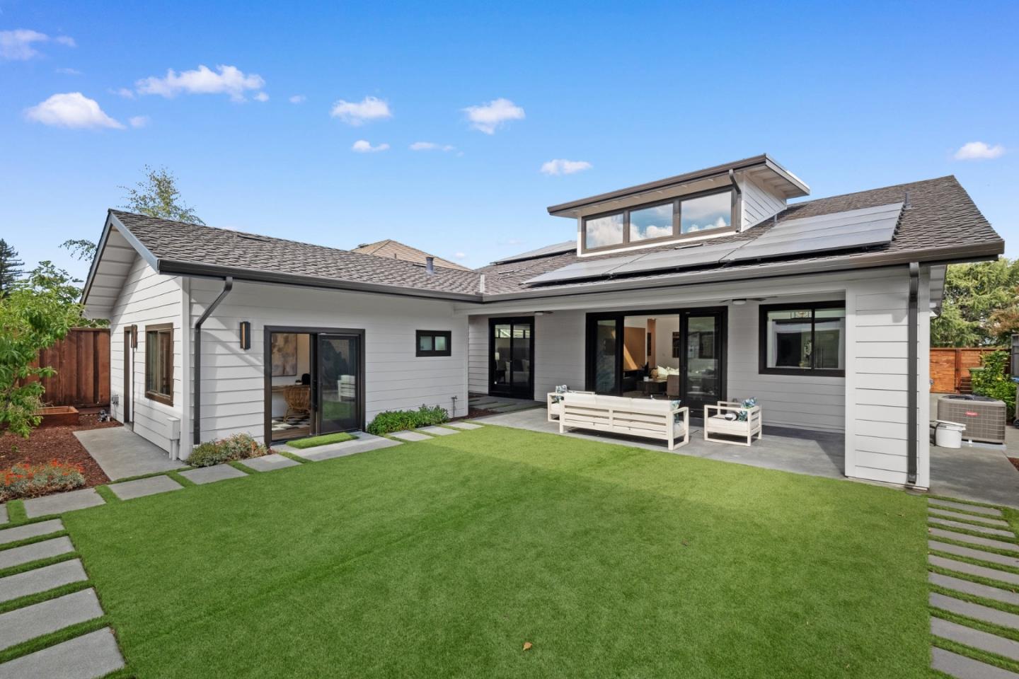 Detail Gallery Image 36 of 49 For 15729 Linda Ave, Los Gatos,  CA 95032 - 4 Beds | 3/1 Baths