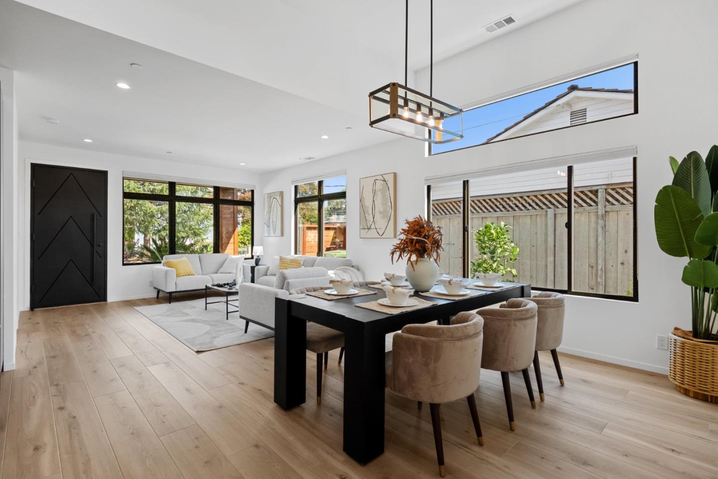 Detail Gallery Image 5 of 49 For 15729 Linda Ave, Los Gatos,  CA 95032 - 4 Beds | 3/1 Baths