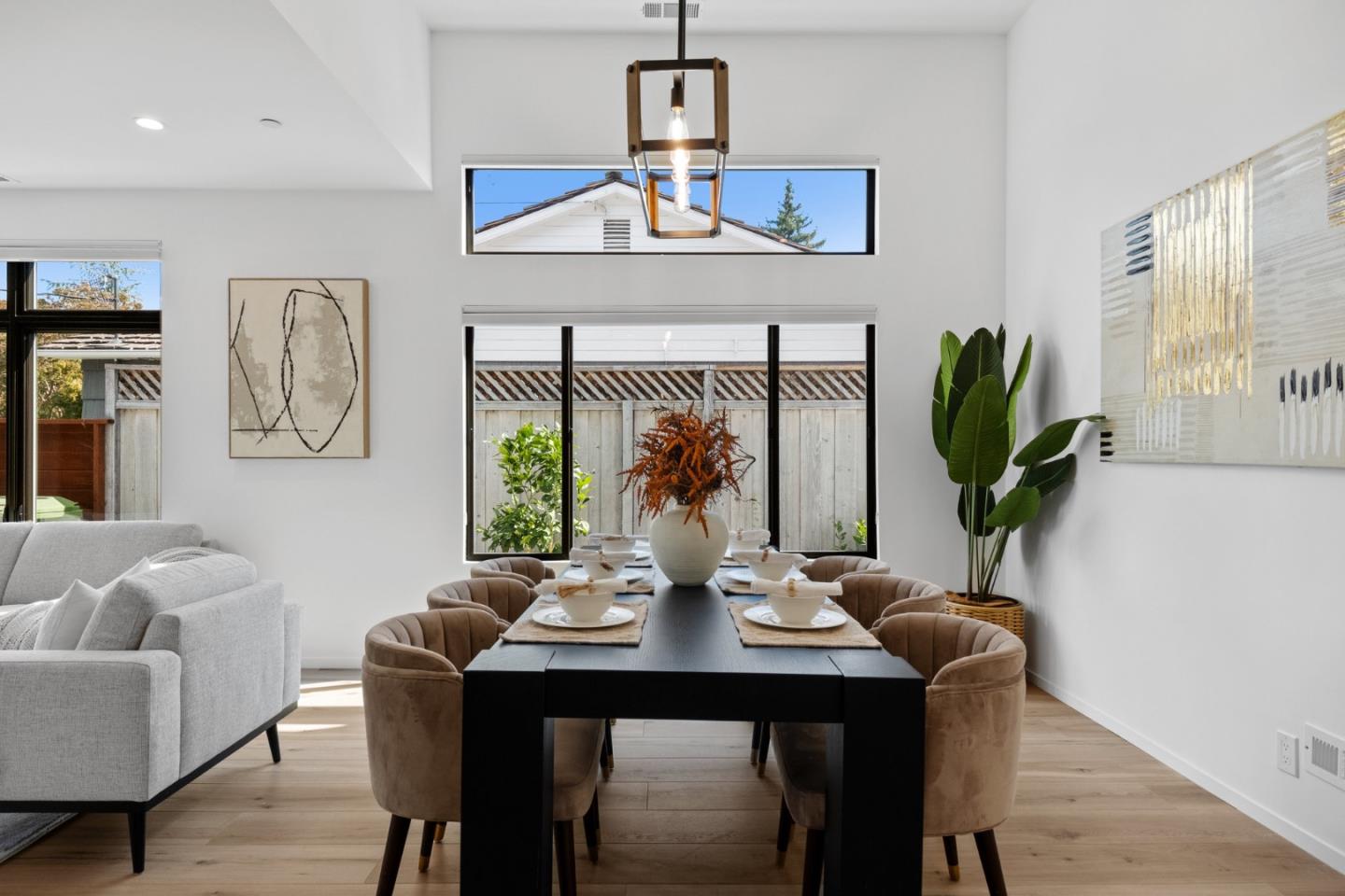 Detail Gallery Image 6 of 49 For 15729 Linda Ave, Los Gatos,  CA 95032 - 4 Beds | 3/1 Baths