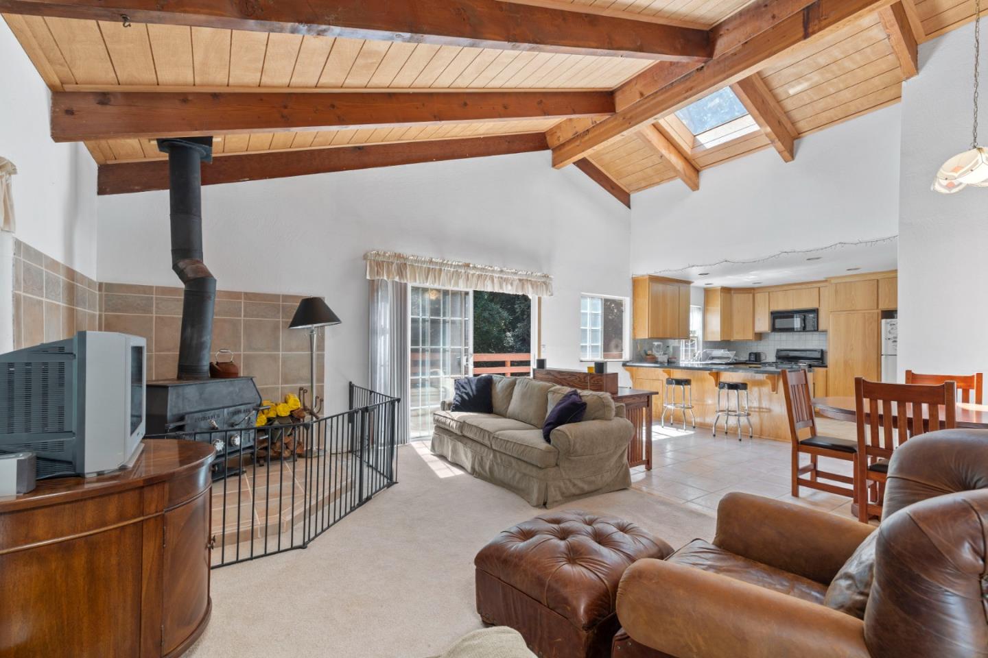 Detail Gallery Image 6 of 35 For 225 White Rock Rd, Los Gatos,  CA 95033 - 3 Beds | 2 Baths
