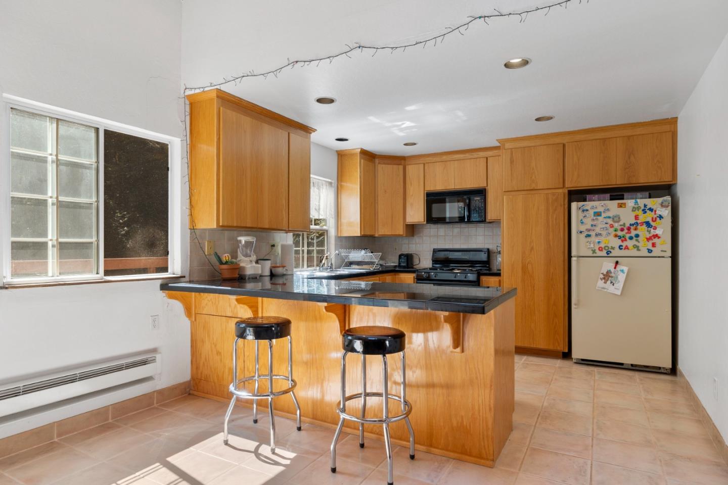 Detail Gallery Image 9 of 35 For 225 White Rock Rd, Los Gatos,  CA 95033 - 3 Beds | 2 Baths