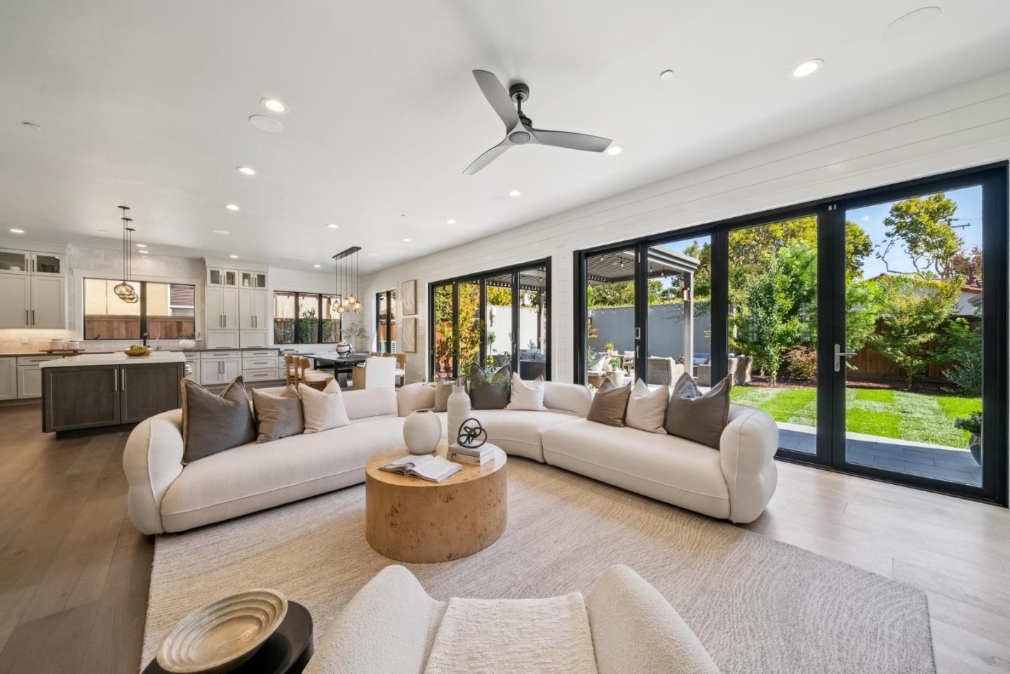 Detail Gallery Image 10 of 90 For 898 Jansen Ave, San Jose,  CA 95125 - 6 Beds | 5/1 Baths