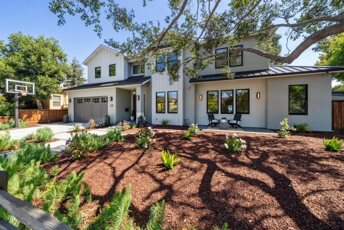 Detail Gallery Image 3 of 90 For 898 Jansen Ave, San Jose,  CA 95125 - 6 Beds | 5/1 Baths