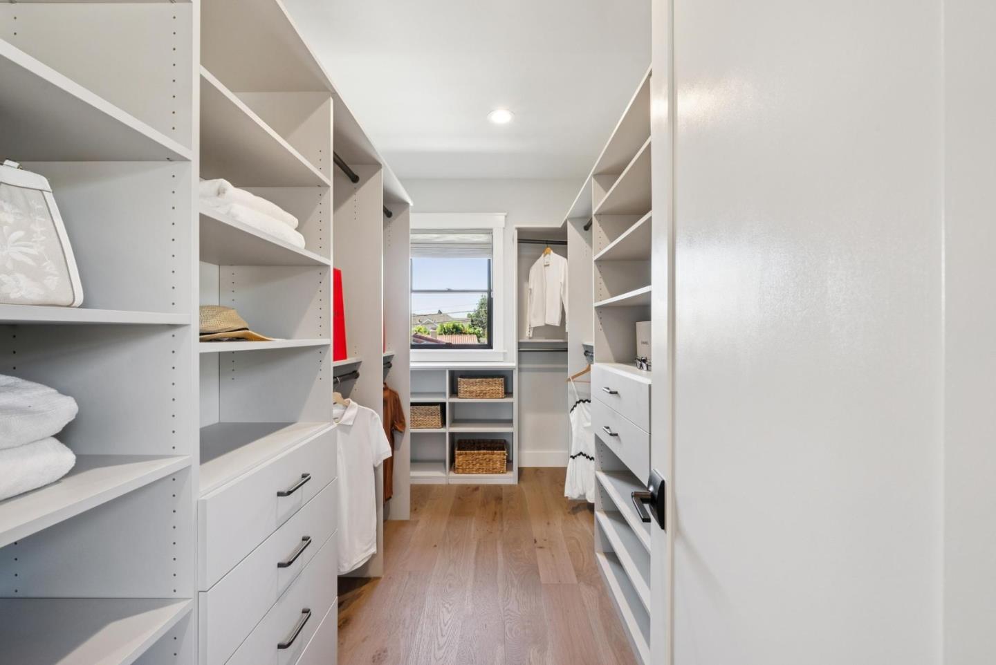 Detail Gallery Image 41 of 90 For 898 Jansen Ave, San Jose,  CA 95125 - 6 Beds | 5/1 Baths