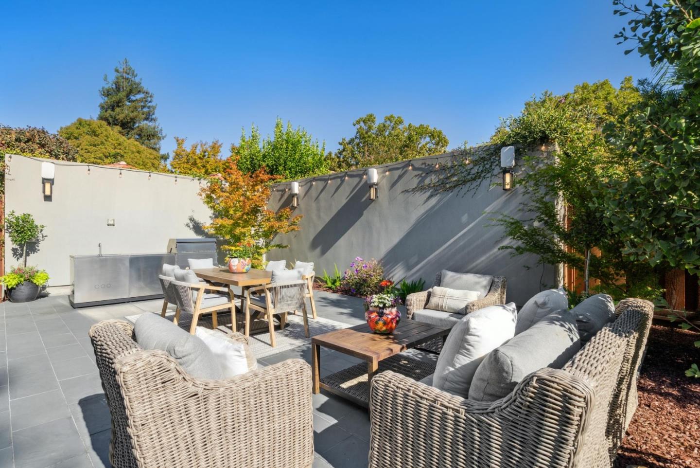 Detail Gallery Image 63 of 90 For 898 Jansen Ave, San Jose,  CA 95125 - 6 Beds | 5/1 Baths