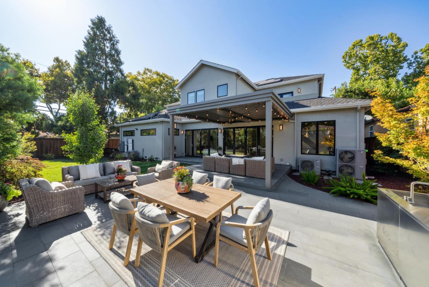 Detail Gallery Image 65 of 90 For 898 Jansen Ave, San Jose,  CA 95125 - 6 Beds | 5/1 Baths