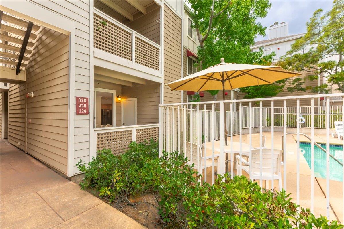 Detail Gallery Image 29 of 35 For 250 Santa Fe Ter #128,  Sunnyvale,  CA 94085 - 3 Beds | 2 Baths