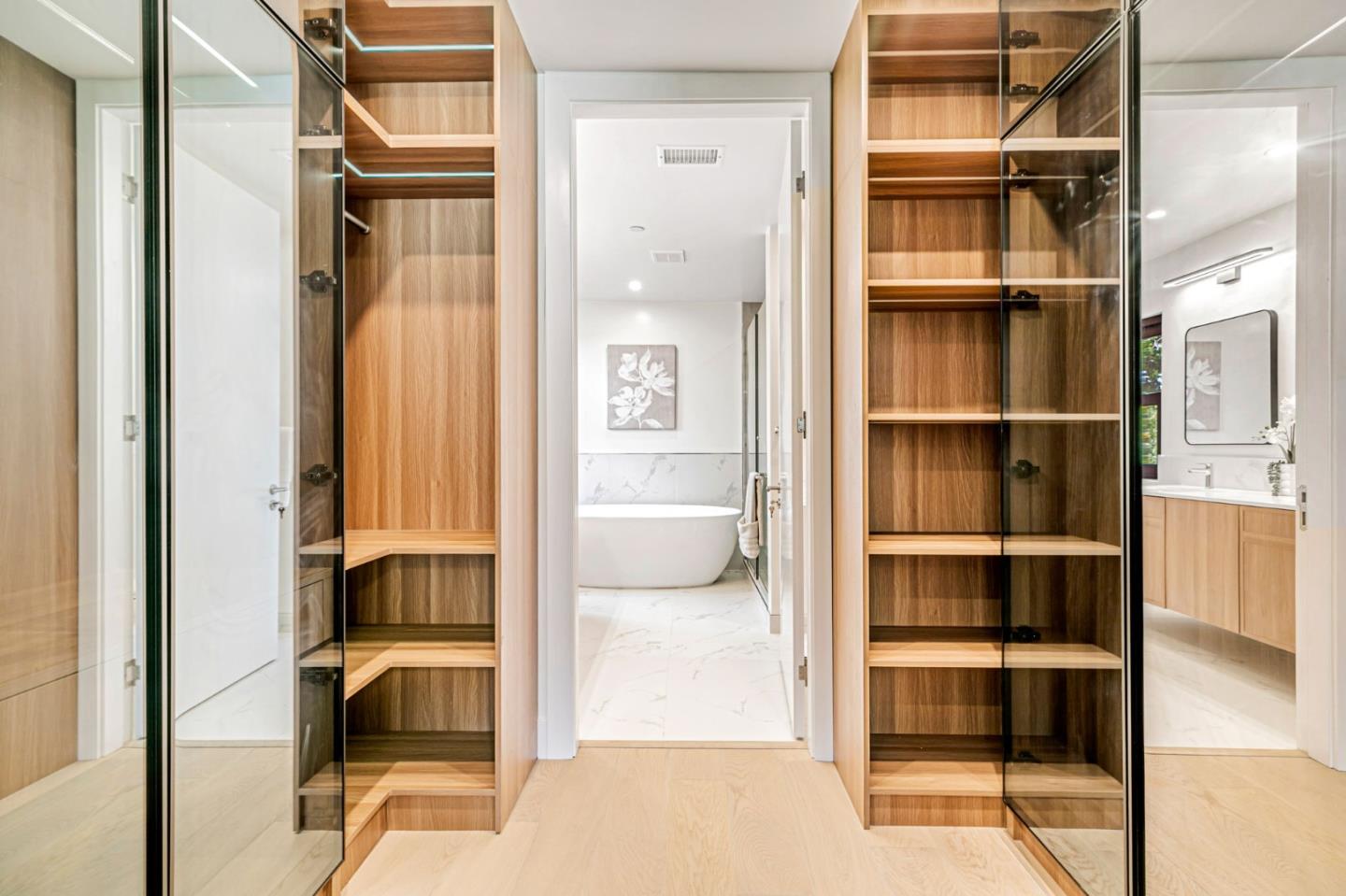 Detail Gallery Image 27 of 53 For 665 Hawthorne Ave, Campbell,  CA 95008 - 5 Beds | 5 Baths