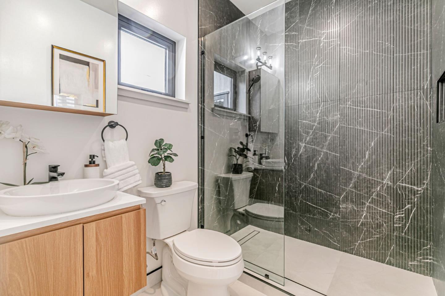 Detail Gallery Image 28 of 53 For 665 Hawthorne Ave, Campbell,  CA 95008 - 5 Beds | 5 Baths