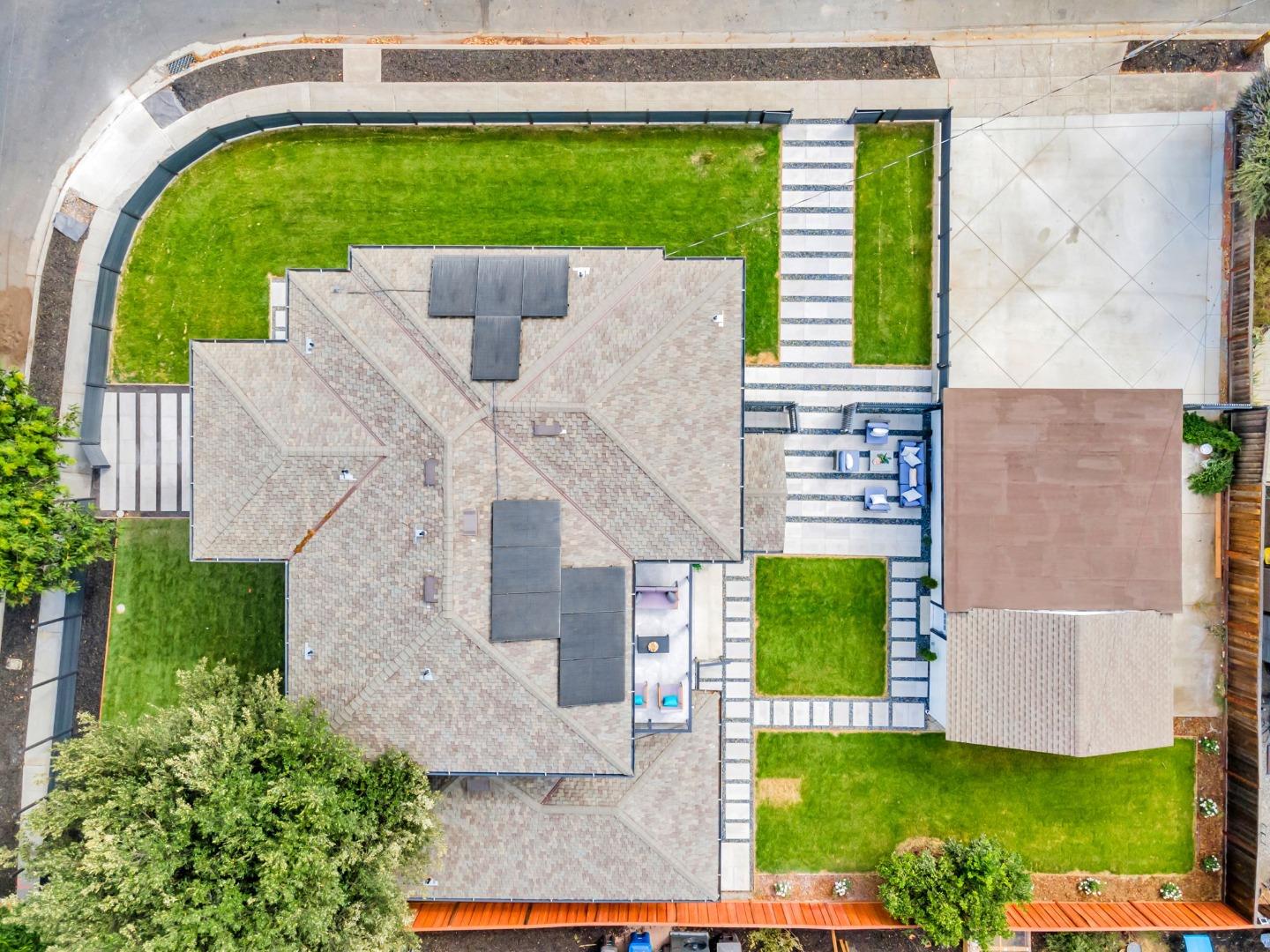 Detail Gallery Image 43 of 53 For 665 Hawthorne Ave, Campbell,  CA 95008 - 5 Beds | 5 Baths