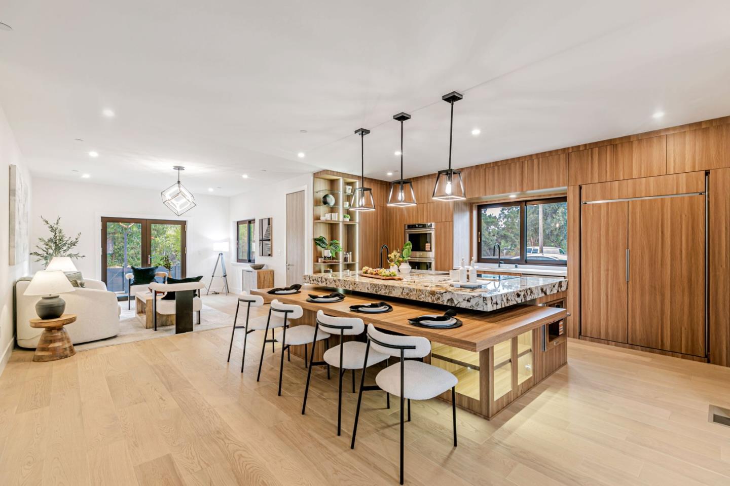 Detail Gallery Image 8 of 53 For 665 Hawthorne Ave, Campbell,  CA 95008 - 5 Beds | 5 Baths