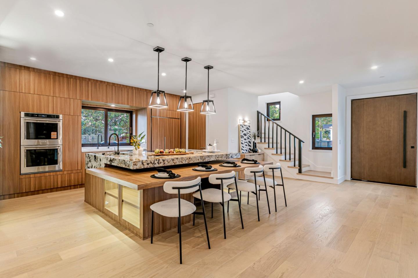 Detail Gallery Image 9 of 53 For 665 Hawthorne Ave, Campbell,  CA 95008 - 5 Beds | 5 Baths