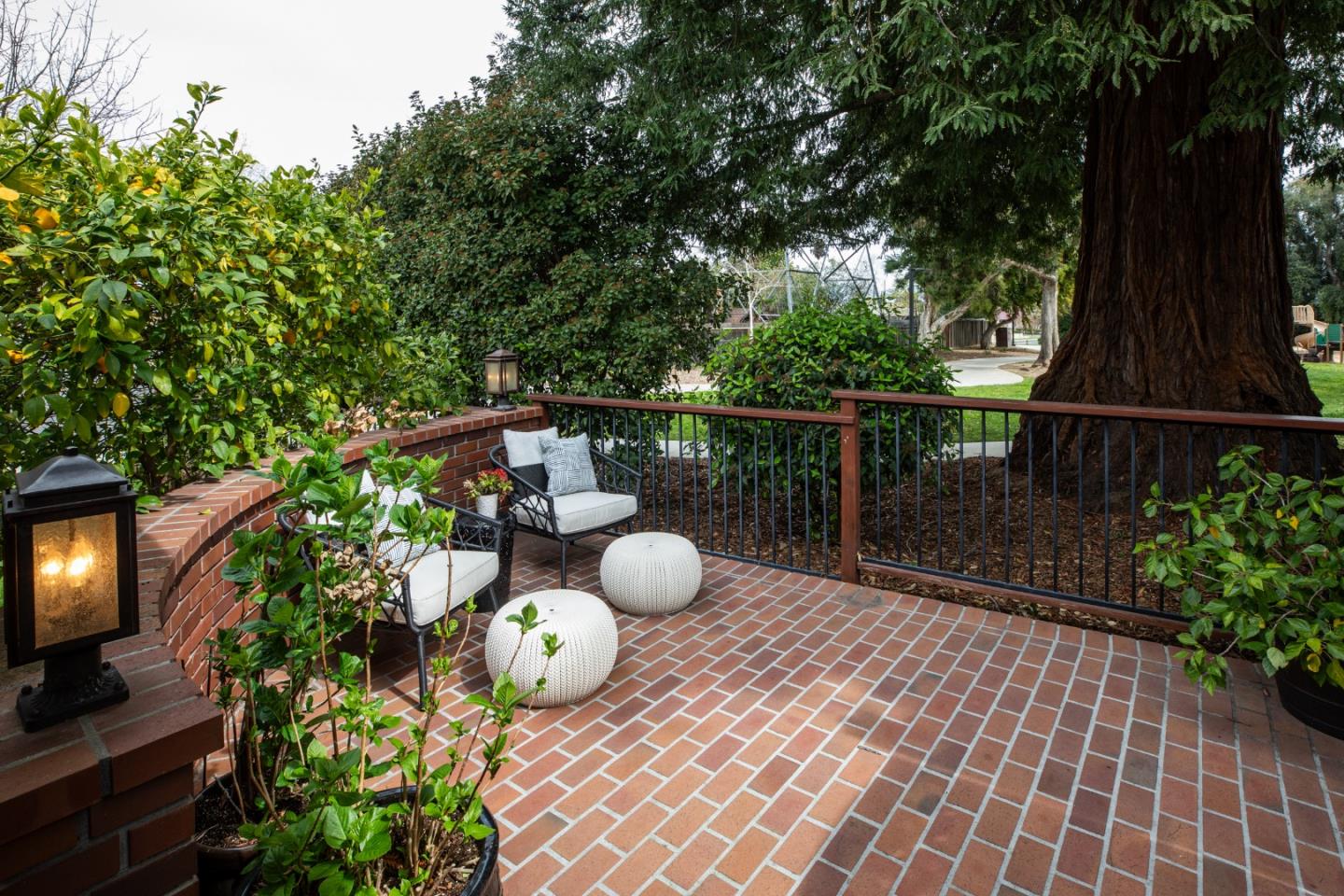 Detail Gallery Image 28 of 37 For 206 Thomas Dr, Los Gatos,  CA 95032 - 3 Beds | 2 Baths