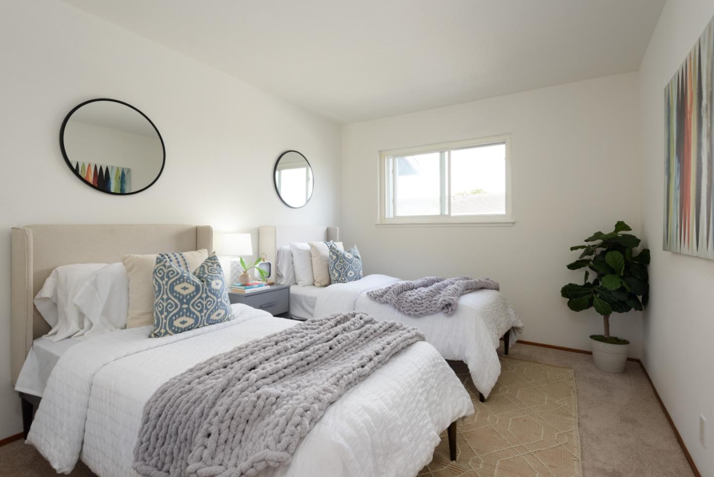 Detail Gallery Image 14 of 25 For 1029 Suzanne Ct, Half Moon Bay,  CA 94019 - 3 Beds | 1/1 Baths