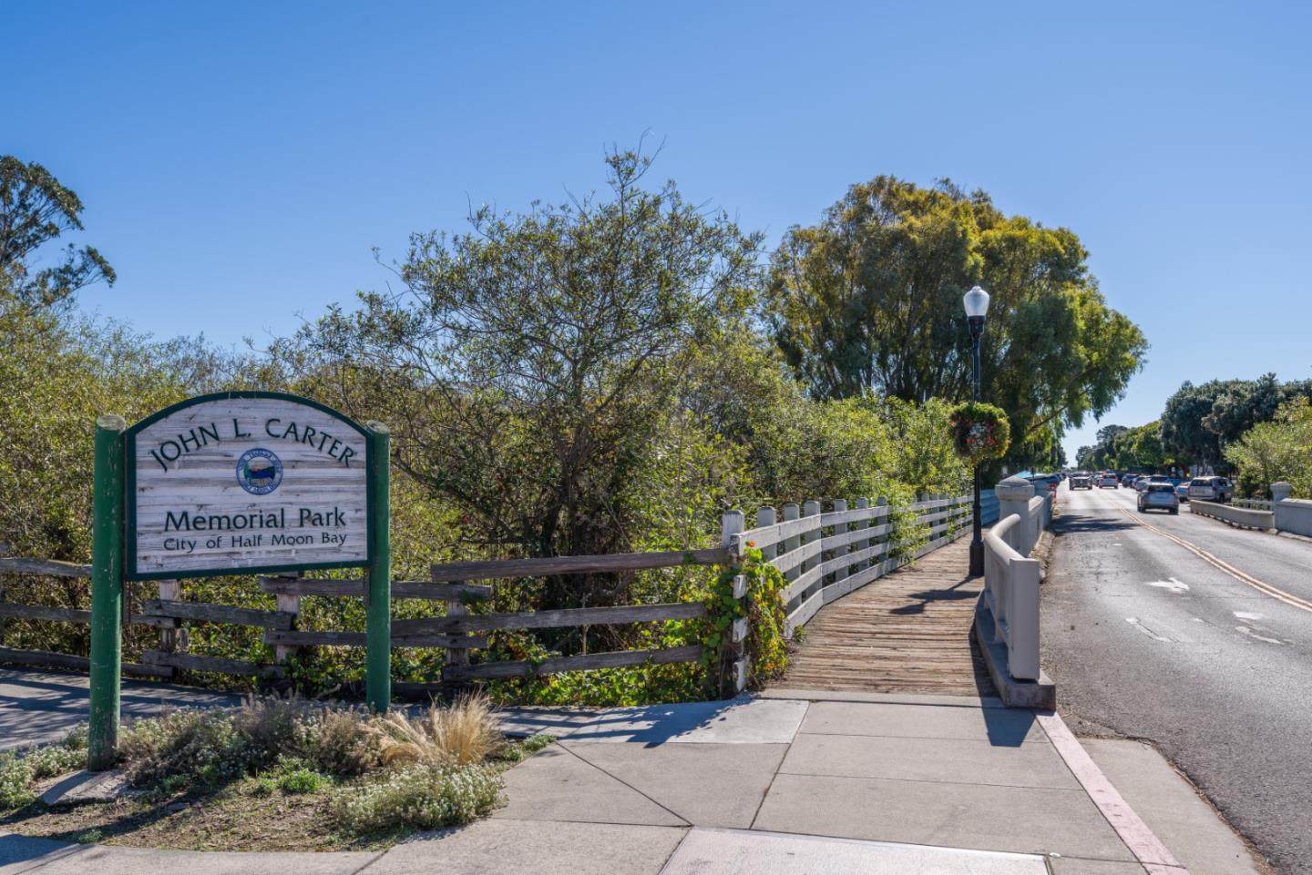 Detail Gallery Image 21 of 25 For 1029 Suzanne Ct, Half Moon Bay,  CA 94019 - 3 Beds | 1/1 Baths