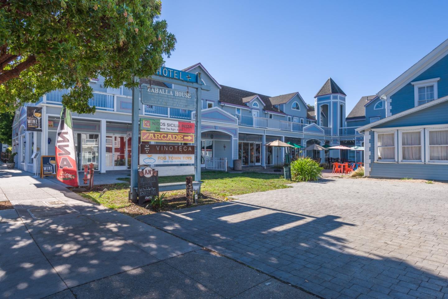 Detail Gallery Image 23 of 25 For 1029 Suzanne Ct, Half Moon Bay,  CA 94019 - 3 Beds | 1/1 Baths