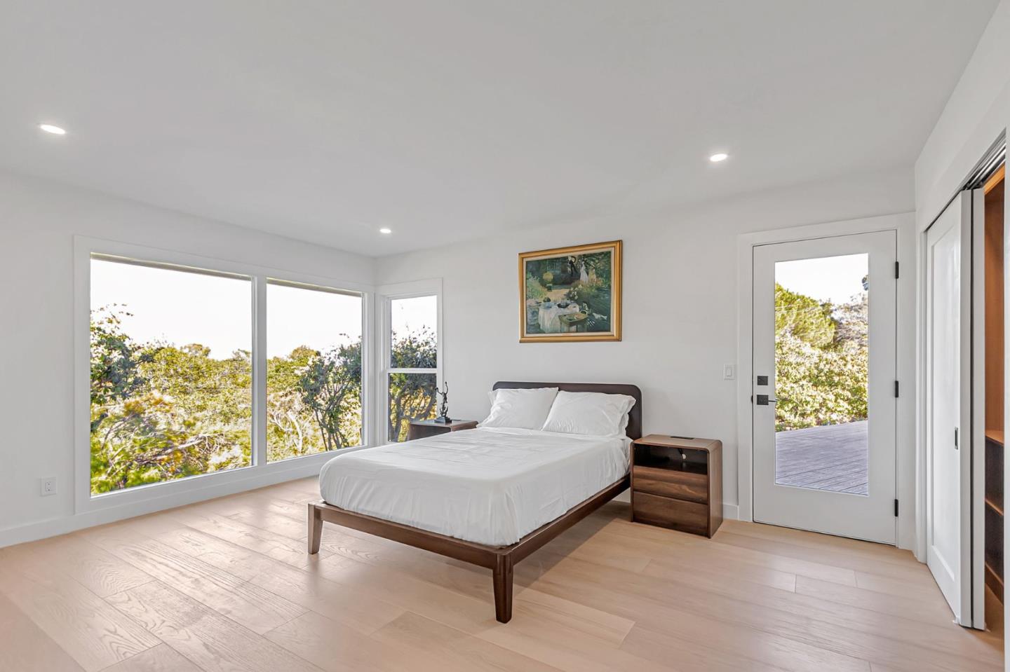 Detail Gallery Image 12 of 29 For 510 Woodside Dr, Woodside,  CA 94062 - 3 Beds | 3/1 Baths