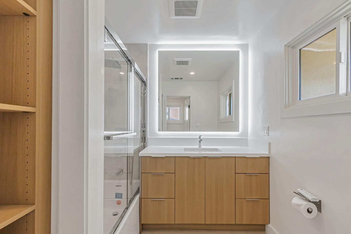 Detail Gallery Image 17 of 29 For 510 Woodside Dr, Woodside,  CA 94062 - 3 Beds | 3/1 Baths