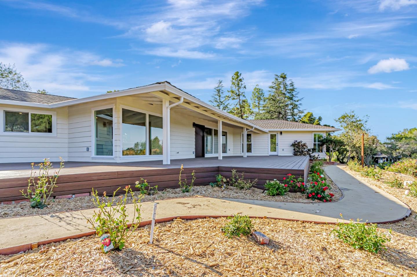 Detail Gallery Image 2 of 29 For 510 Woodside Dr, Woodside,  CA 94062 - 3 Beds | 3/1 Baths
