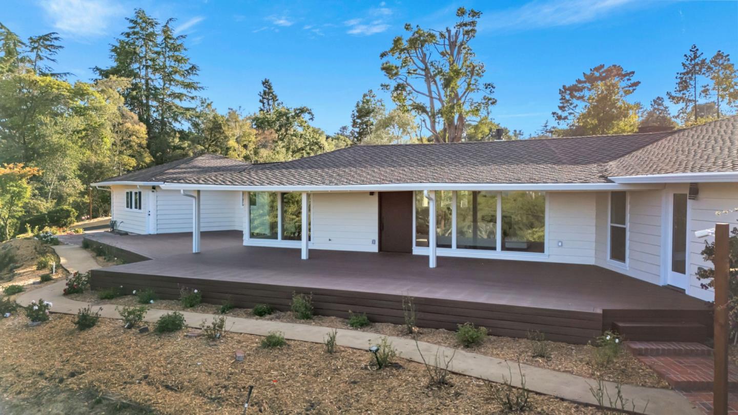 Detail Gallery Image 22 of 29 For 510 Woodside Dr, Woodside,  CA 94062 - 3 Beds | 3/1 Baths