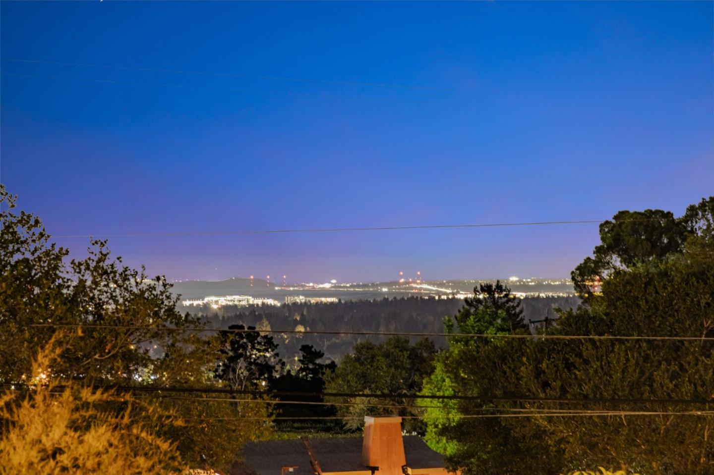 Detail Gallery Image 29 of 29 For 510 Woodside Dr, Woodside,  CA 94062 - 3 Beds | 3/1 Baths