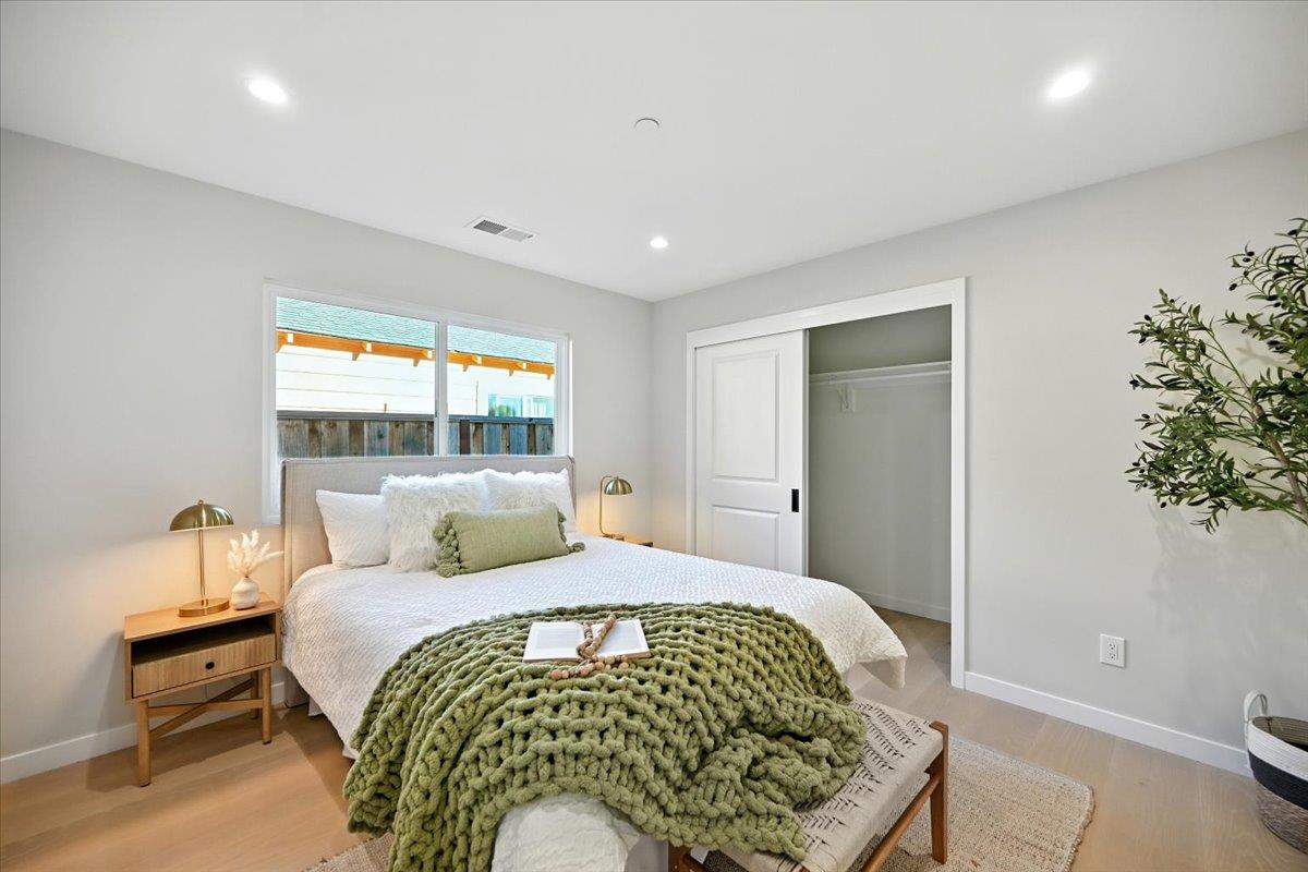 Detail Gallery Image 20 of 26 For 486 Southwood Ave, Sunnyvale,  CA 94086 - 3 Beds | 2/1 Baths
