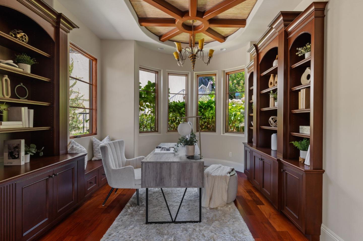 Detail Gallery Image 19 of 37 For 24570 Ruth Lee Ct, Los Altos,  CA 94024 - 5 Beds | 4/2 Baths