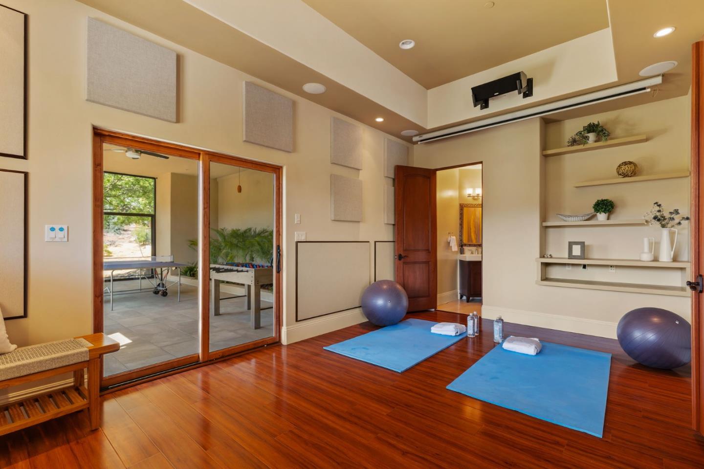 Detail Gallery Image 32 of 37 For 24570 Ruth Lee Ct, Los Altos,  CA 94024 - 5 Beds | 4/2 Baths