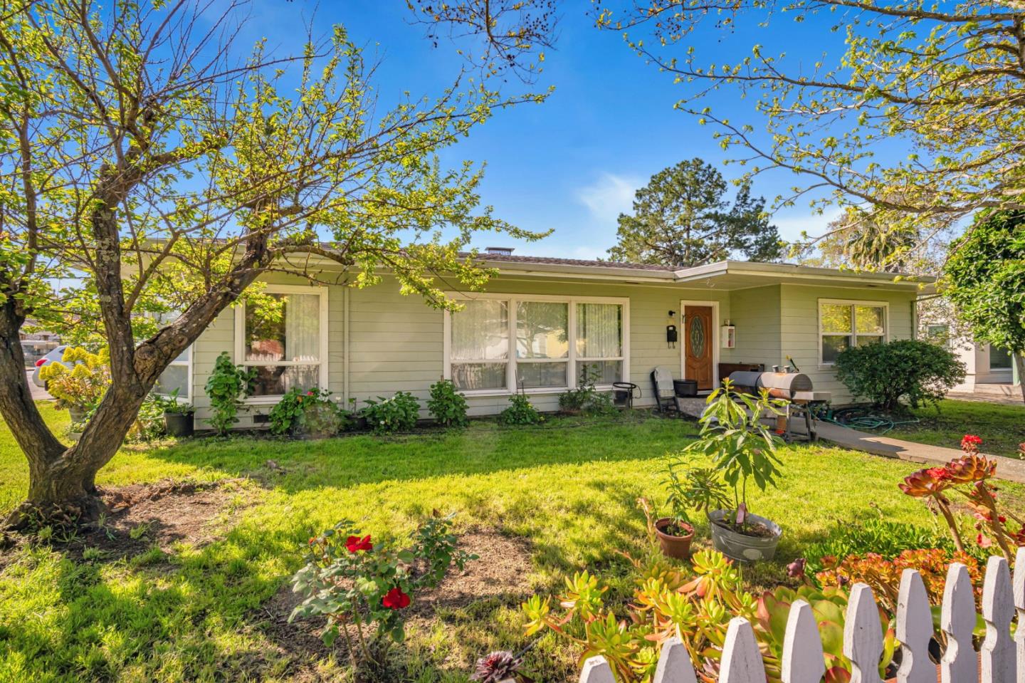 Detail Gallery Image 2 of 45 For 838 Wheeler St, Santa Rosa,  CA 95404 - – Beds | – Baths