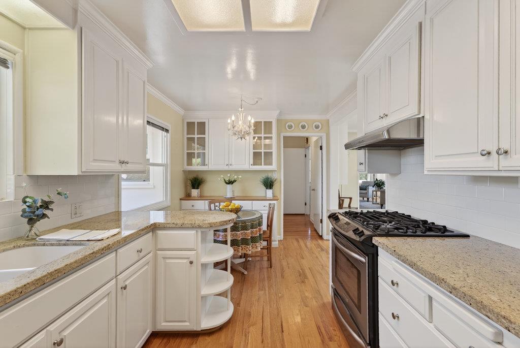 Detail Gallery Image 11 of 41 For 512 California Ave, Santa Cruz,  CA 95060 - 3 Beds | 2 Baths